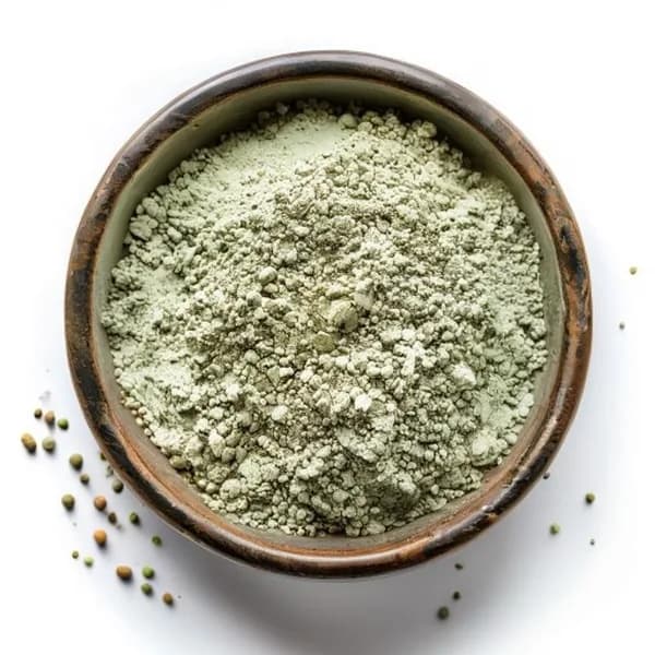 Menta Ultra Realistica: Intera e in Polvere in Ciotola Rustica, 8K HD